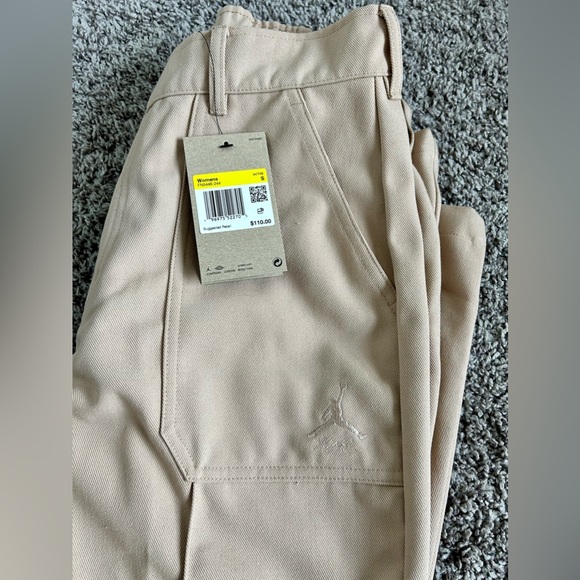 Women’s Jordan Woven Pants - Picture 8 of 9